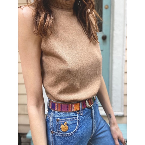 Vintage Sweaters - Vintage cashmere sleeveless sweater